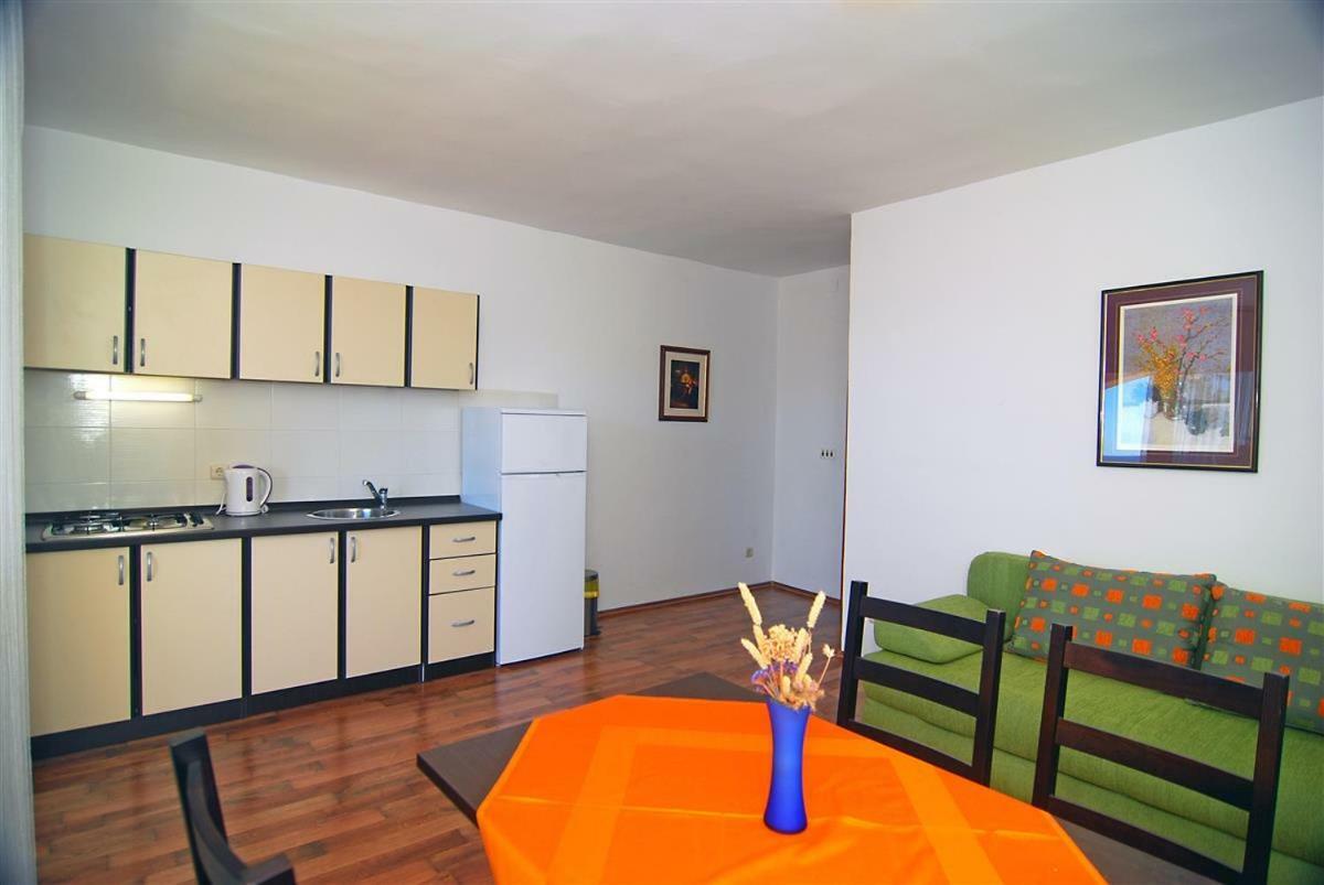 Apartman Luca Apartment เซตเชโว ภายนอก รูปภาพ