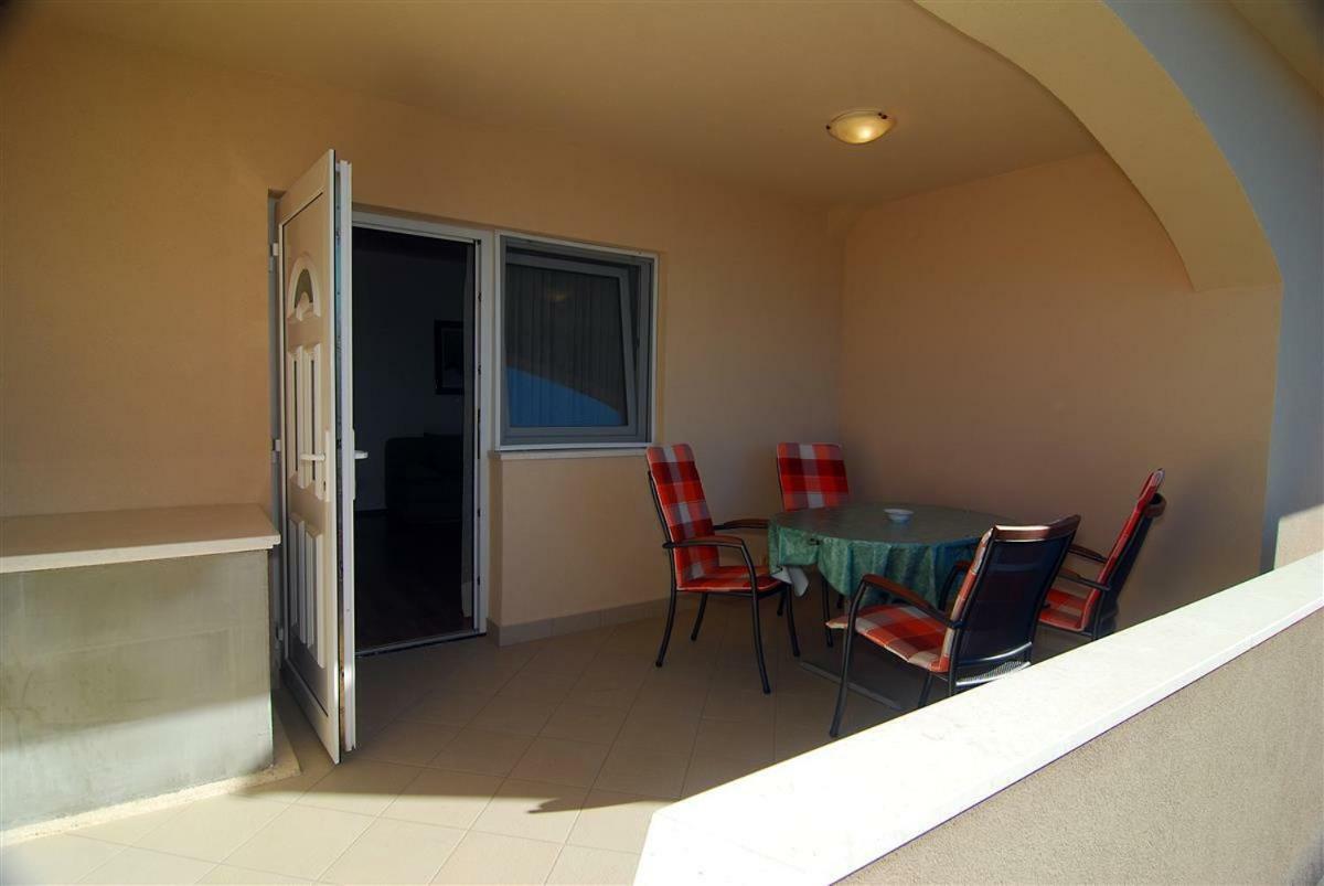 Apartman Luca Apartment เซตเชโว ภายนอก รูปภาพ